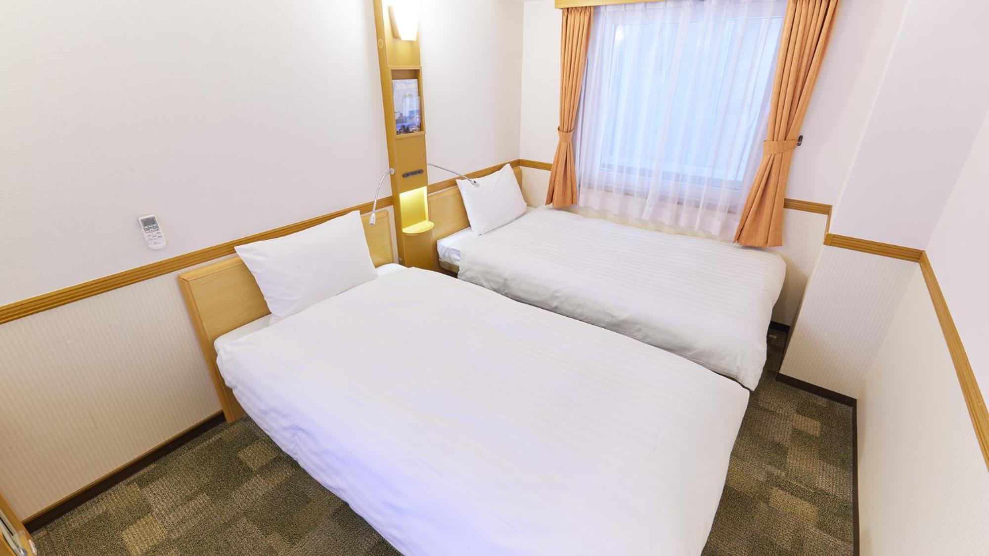 Toyoko Inn Saitama Toda Koen Eki Nishi Guchi Exterior photo