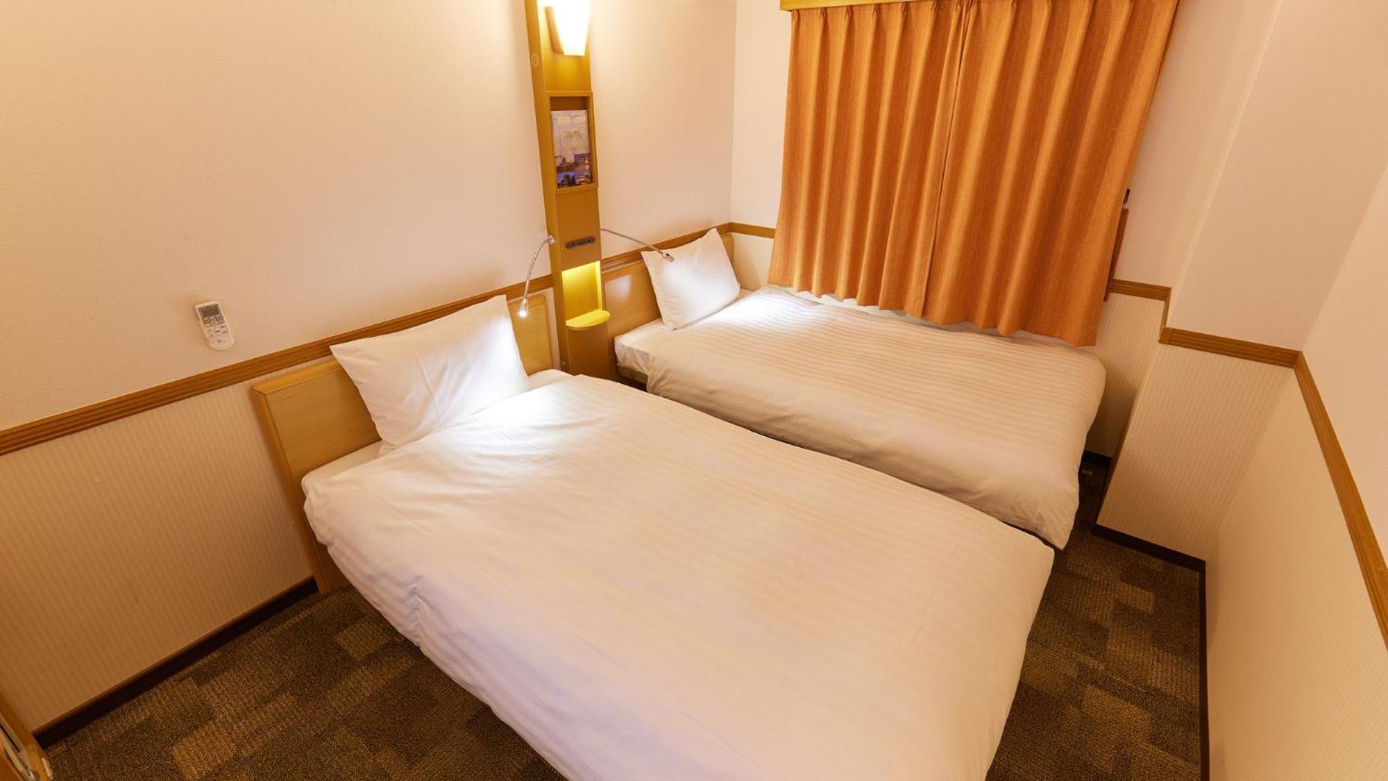 Toyoko Inn Saitama Toda Koen Eki Nishi Guchi Exterior photo