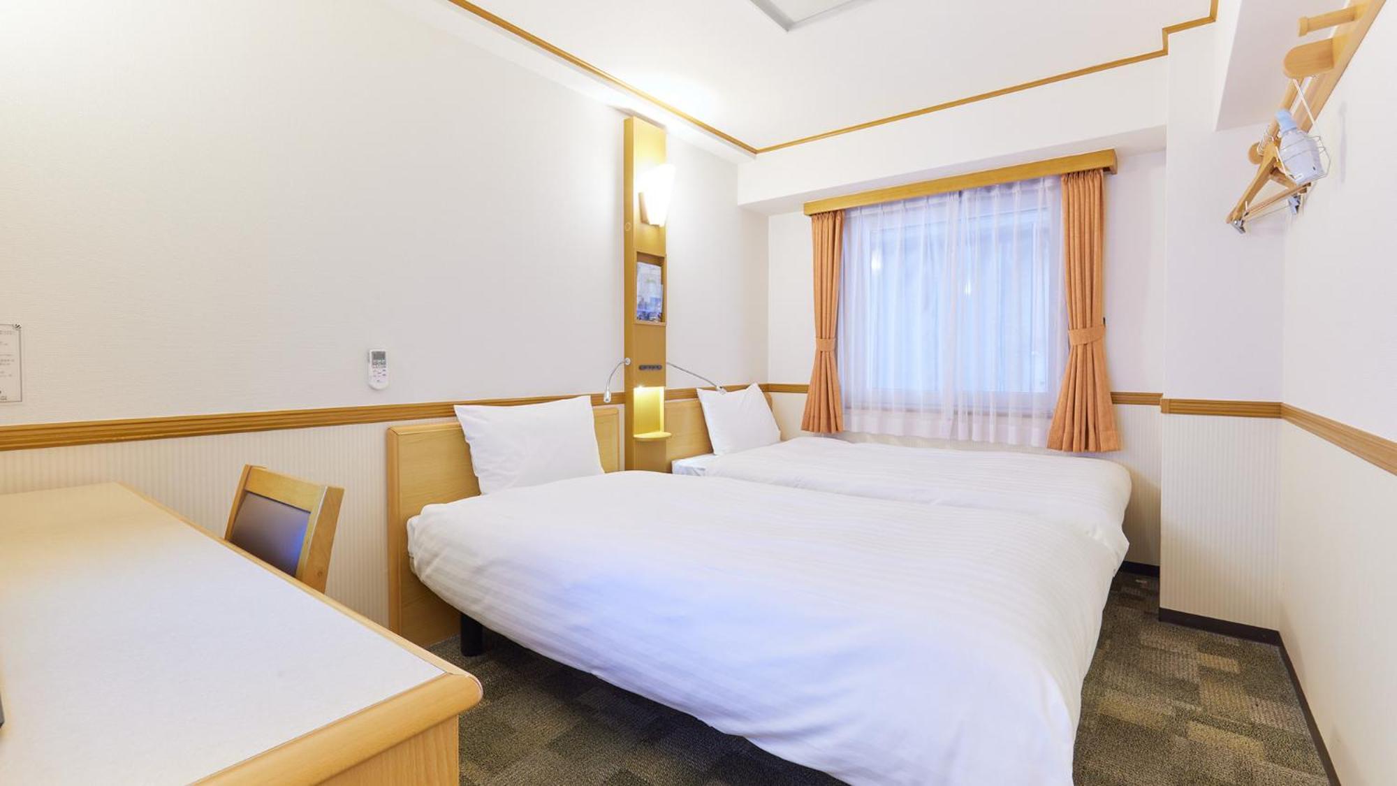 Toyoko Inn Saitama Toda Koen Eki Nishi Guchi Exterior photo
